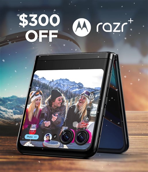 2.6K views · 74 reactions | Make a statement at après-ski with a stylish new accessory to capture everything  Shop now and save up to $310, including the new #razr family: https://bit.ly/3vW6rwP | Motorola | Facebook
