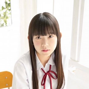 長澤茉里奈 (Marina Nagasawa)