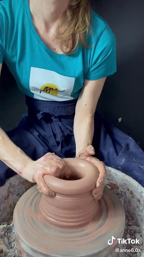 Pottery Techniques: Shaping Clay into Beautiful Bowls