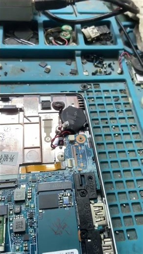Laptop power on nahi ho raha #dell #laptoprepair #asus