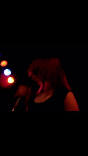 Paramore Live Performance of 'Conspiracy' in 2006