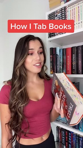 My tabbing system 😘 #tabbing #annotatingbooks #booktab #itsamess #finalsszn #studytokaesthetic