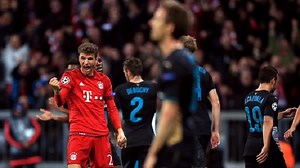 Bayern Munich 5-1 Arsenal: Tan nát Pháo thủ