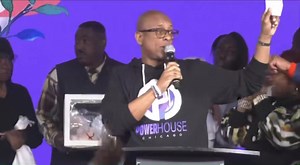 On yesterday Pastor Ray Bady @raybady23 and Pastor Chilond Bady @ladybady of Valley Kingdom Ministries, surprised us and came to our 10am service. Not only did they surprise us by visiting, they came to let us know that they are sowing into our expansion, a seed of $10,000. What a mighty God we serve! Pastor Ray Bady and Valley Kingdom Ministries @vkmiofficial We speak that this seed sown, will bring you an abundance of favor, countless blessings and endless prosperity. We pray that God continue