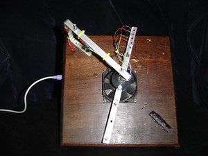 POV Clock & Message Display W/RTC and PS/2 Keyboard