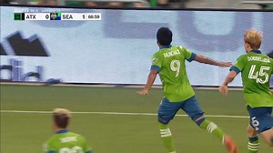 1.5M views · 51K reactions | Con este golazo, Raúl Ruidíaz supera a ‘Chicharito’ en la tabla de goleo de la Major League Soccer (MLS), el peruano suma 11 goles en la temporada.  ⚽ | ESPN Deportes | Facebook