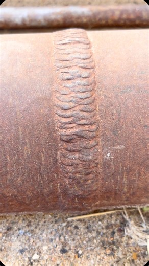 David Ciriza on Instagram: "Think wide weaves and fat beads are the new trend in welding? Think again! Welders from back in the day were laying down beads like this using good ol’ shielded metal arc welding (SMAW). But fast forward to today, and with modern engineering practices and strict codes, you won’t see these weaves flying in industries like petrochemical. Times change, and so do the welds! What’s your take on wide weaves? Drop a comment below! #welding #welder #weldlife #weld #weldporn #