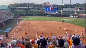 5.2K views · 363 reactions | LET'S HEAR IT FOR THE LADY VOLS! 李懶 The softball team won game one over Texas in round one of the Super Regionals. Here are the highlights: https://tinyurl.com/4jkenxdz | WVLT | Facebook