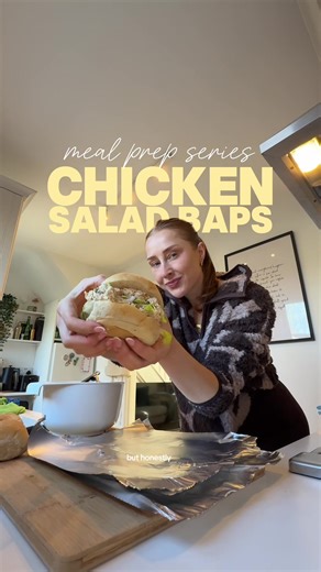 Chicken salad baps for a high protein easy grab and go lunch! 🥪 you can also just make this sandwich filling and have it in the fridge ready to put into wraps, pittas or sandwiches throughout the week if you’re not needing something to take with you to eat on the go! #highprotein #lunchprep #chickensandwhich #sandwhichrecipe #highproteinrecipes