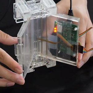 Folding Angle Detection | Applications | Tri-axis Magnetic Sensors | Products | Asahi Kasei Microdevices (AKM)