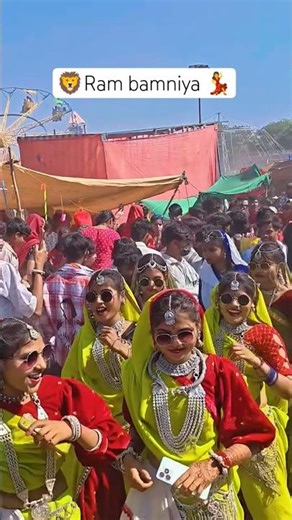 केले वाला |Kele🤣 Wala#rajudancer#vishaljamune#verenna#saketa#aadivasilokgeet #reels #youtube