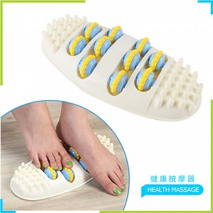 [Hot Item] Foot Massager/10 Ball Roller/Relax Feet/Relieve Pressure