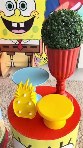 Decoração Bob Esponja #arcodesconstruido #decoracaodefestainfantil #decoracaobobesponja