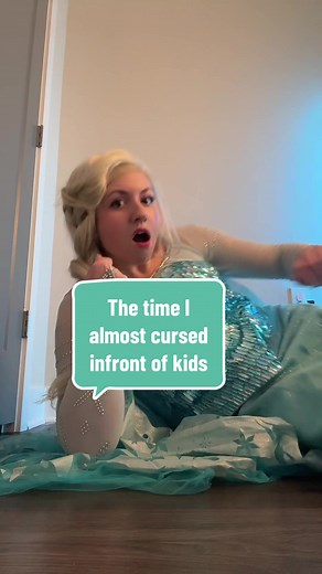 Elsa Capes Disaster: Lying to Kids? #Frozen Party Princess Problems