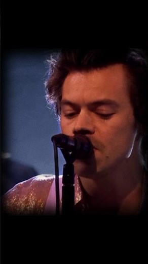 watermelon sugar - Harry styles | #lyrics #songlyrics #famoussongs #music #shorts #lyricvideo