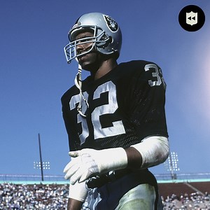 673K views · 22K reactions | Happy birthday to the great Marcus Allen! ⭐️ #SBXVIII MVP ⭐️ 1985 NFL MVP ⭐️ 1993 Comeback Player of the Year ⭐️ 12,243 rushing yards + 5,411 receiving yards ⭐️ #PFHOF Class of 2003 | NFL Throwback | Facebook
