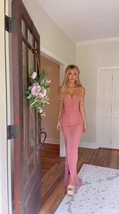 Elizabeth Olarte | Elizabeth Celeste