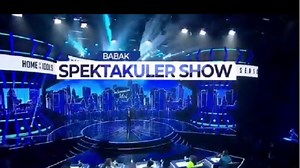 Hasil Indonesian Idol Spektakuler Show Top 13, Anggi Bermain Piano, Fitri Nanyi Dynamite - BTS - Tribunjabar.id