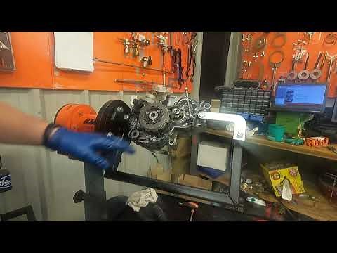 2021 KTM 85 SX | Installing Clutch and Primary Gear