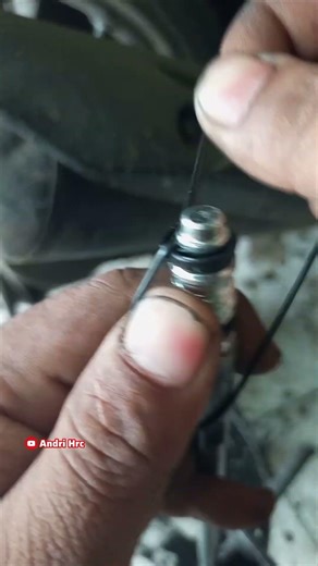 mechanic tricks for installing master brake rubber #tutorial #otomotif #mechanic