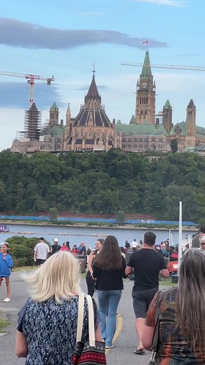 2.2K views · 22 reactions | Grands Feux du Casino Lac-Leamy 朗 | Gatineau.TV | Facebook