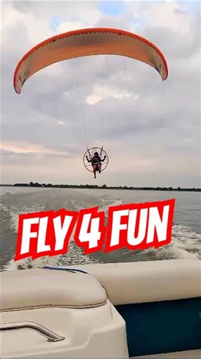 Paramotor fly is dangerous? Yes! Is there adrenaline? Yes! No risk, no fun!