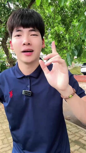 Trợ Giá 50% Ngay Lúc Này Mời Anh Chị Vào Phiên Live Của Em Săn Sale Máy Tính Bảng 2 Trong 1 Đáp Ứng Đầy Đủ Các Tính Năng Cho Anh Chị Học Tập, Làm Việc, Chơi Game, Và Gắn Được 2 Sim Nghe Gọi Đàm Thoại Như 1 Chiếc Điện Thoại Thông Thường Đa Công Năng Đa Chức Năng Chíp Snapdragon 888 Ram 16G Dung Lượng Lưu Trữ Từ 128G 256G 512Gb Và 1204GB Và Được Tặng Kèm 8 Món : 1. Bao Da 2.Bàn Phím 3. Củ Xạc Nhanh 4. Cáp Xạc Nhanh 5. Tay Nghe 3.5 6. Bút Cảm Ứng 7.Giá Đỡ Máy Tính Bảng 8. Miếng Dán Màng Hình (Dán S
