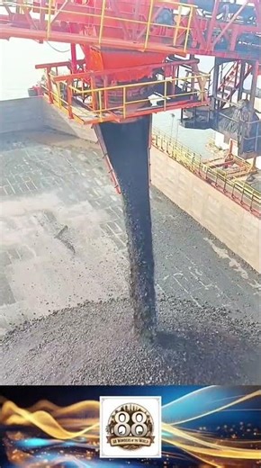 loading process on a barge #shorts