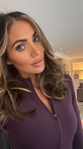 Amy Childs on Instagram: "I love seeing comments like this 😍 happy sunday everyone 💫 it’s so great seeing so many of you trying @supremecbd and to know how much you are loving it 💪🏼 Bill is now a convert 🤣he was so sceptical at first but now he is raving about it 🙏 Use my code AMY40 to get 40% off and I can’t wait to read your messages and comments to hear about your experiences ❤️ AD"