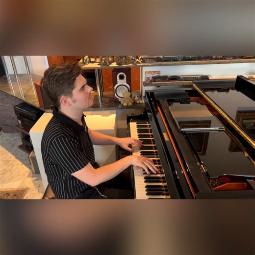 I hope you will enjoy my version Cant take my eyes off you. If you wish to support my music you can send me stars for my videos. Thank you very much!😍 Have a great day ❤️💕💕💕 | Michael Andreas Häringer