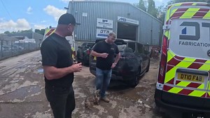 Can we fix this broken telehandler?