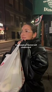 @bovasbakery 🤝 must-visit spot after a night out 🎥: @greenjuicemami #boston #bostonbucketlist | Boston Bucket List