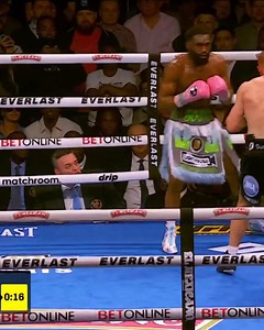 Like Neo from The Matrix 💨 | Matchroom Boxing