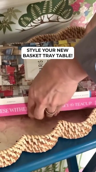 Grab a TV tray and a basket for this BRILLIANT kitchen idea!