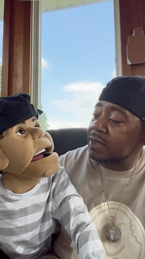 So @tinytwista said he stands tall 🤣 please go follow him smh! performing soon! He’s working on a project & needs beats 🎶 he’s actually dope 🙄🤣 #ventriloquist | Twista