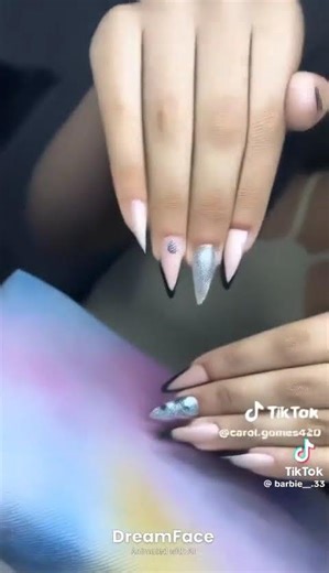 #anna se escreve no canal a barbie fez a unha