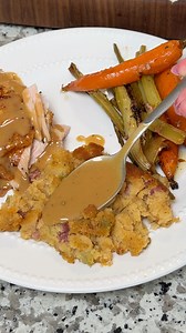 1.2M views · 18K reactions | The BEST Southern Cornbread Dressing recipe for Thanksgiving 旅 #cornbreaddressing #southerncooking #thanksgivingdinner #texas | Married to BBQ | Facebook