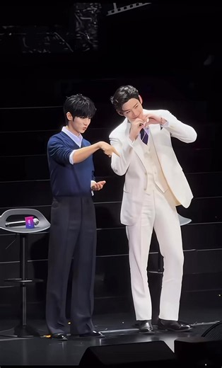 Hai cha đang làm cái gì zậy hỏ? 🐰🦊 #betho #🐰🦊 #Kimyoonsik #Parksiwoo #xuhuong