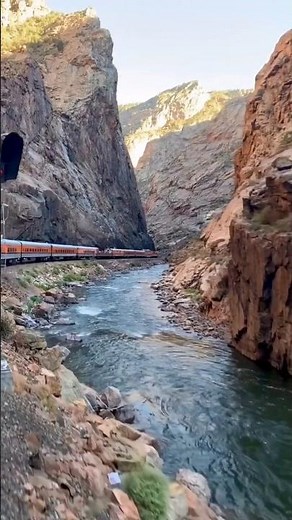 Through Royal Gorge’s insane train route 🚂🌄