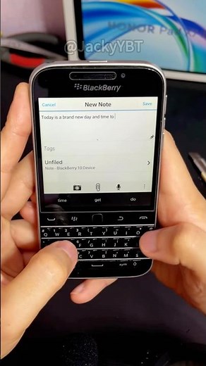 Typing on BlackBerry Classic Q20 in 2025! #blackberry #blackberryclassic #asmr