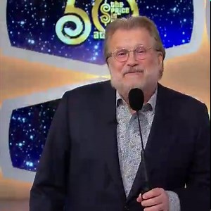 Come on down, Rachel Brosnahan! The Price is Right At Night welcomes the Marvelous Mrs. Maisel herself on Monday, April 25. How exciting!! | The Price Is Right