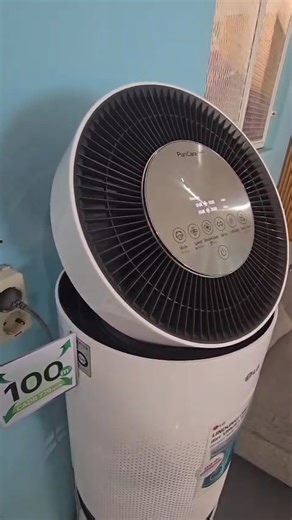 LG PURICARE 360° AIR PURIFIER Dengan sistem Multi Filtrasi Lg Plasmater Ionizer mengurangi 99,999% bakteri, debu dan alergen ini mempunyai banyak manfaat : - membantu membersihkan udara - meningkatkan sistem pernapasan - menghilangkan alergen termasuk gas berbahaya Fomaldehida - menghilangkan 99,999% debu super halus PM 1.0 - menghilangkan bau Dengan sensor dan indikator cerdas serta dapat di kendalikan dng aplikasi yg terhubung dng wifi sehingga memudahkan penggunaan perangkat jarak jauh Emak s