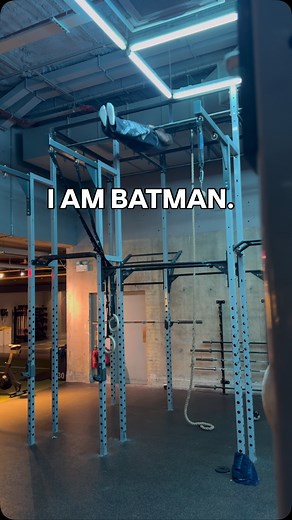 I AM BATMAN. @YOUNGLA 🦇 Code TEDDY 30% off 8pm uk time drops 25/11 MAKE SURE YOUR ON THE SITE 5 minutes before so you don’t miss out❤️‍🔥🦇 | Teddy Bankz