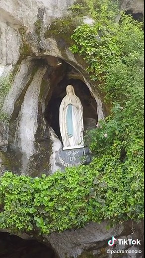 Ave Maria de Lourdes | Water of Lourdes Pilgrimage in France