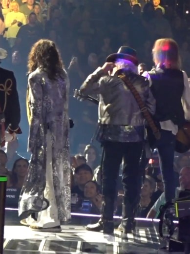 What happens here... Aerosmith films a Las Vegas promo during a residency show in Vegas #steventyler #aerosmith #lasvegas