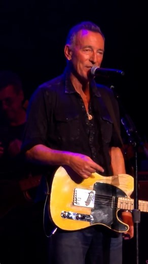 Springsteen slams ICE and dedicates song to Renee Good