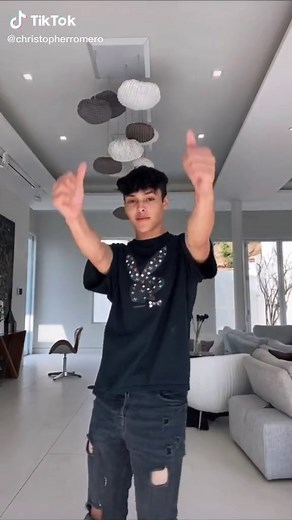 had to hit this with the girls 😎 @madi @cynthiaparkerrrr @laurenkettering @ava_tortorici