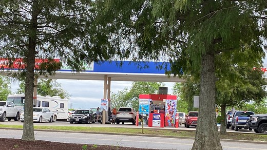 Who won $1.8 billion Powerball in Texas? Winner chose cash, 3 others claimed a prize