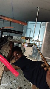 341K views · 3.3K reactions | The Secret Ac install Trick | Hitachi Cassette AC Failure Nut was not opening, it opened by Trik #viralreelschallenge #installation #trending #AirIndia #tips #tricks | Bablu Ac Technician | Facebook