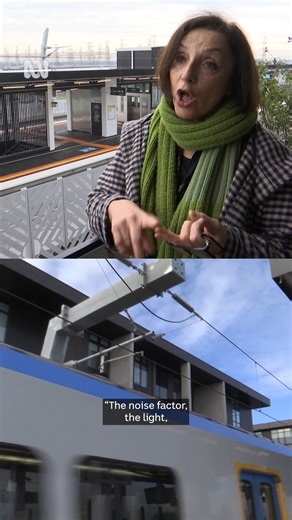 Reservoir residents say the government has ignored their concerns about noise and loss of privacy as a new elevated station puts trains, commuters now metres from their bedroom windows. 🎤: Mietta Adams Choose your news on the ABC NEWS app and stay in the know: https://ab.co/abcnewsapp | ABC Melbourne